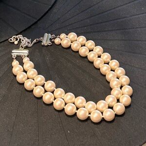 Elegant Cream Pearl Necklace